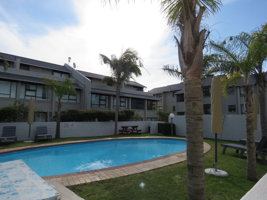 4 Bedroom Property for Sale in Bowtie Western Cape